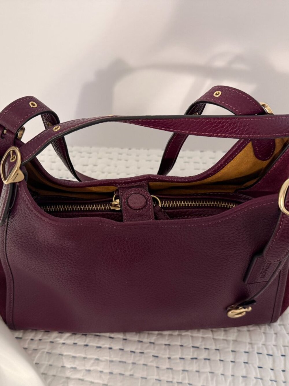 COACH LORI LEATHER & SUEDE SHOULDER BAG - Picture 3 of 12